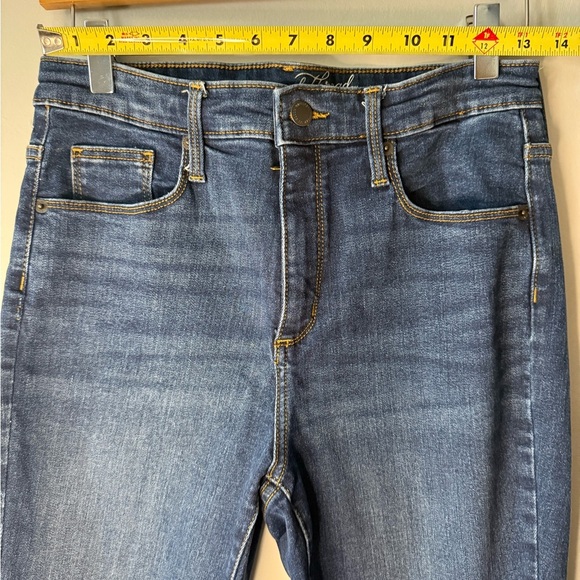Universal Thread High Rise Skinny Jeans – Blue, Size 8/29S, Great Condition - Picture 5 of 6